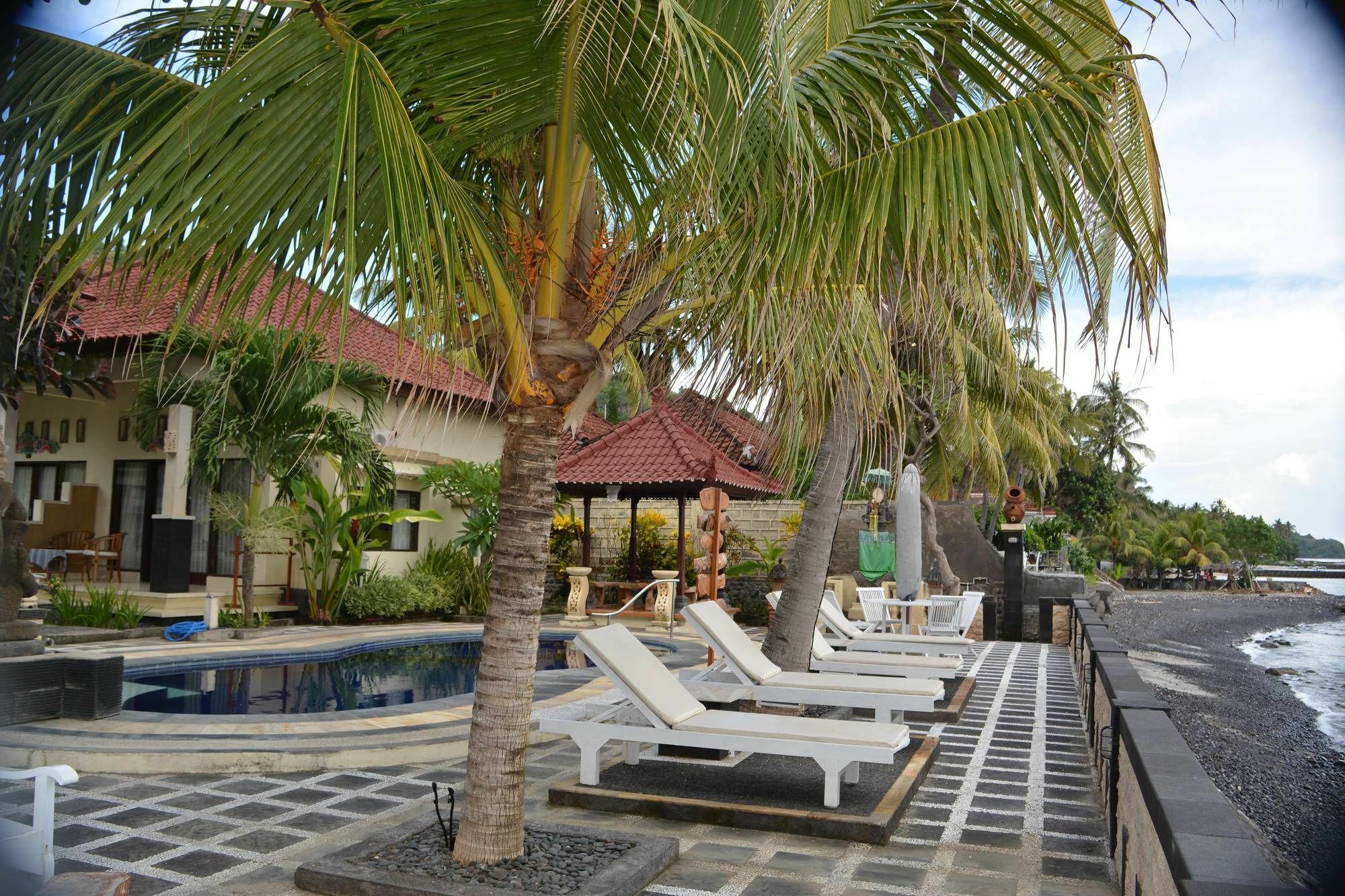 Segara Wangi Beach Cottages Candi Dasa  Exterior photo